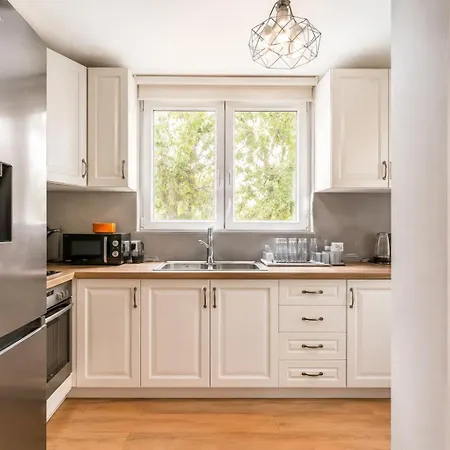 Apartman Denn 3 Rruga E Elbasanit *